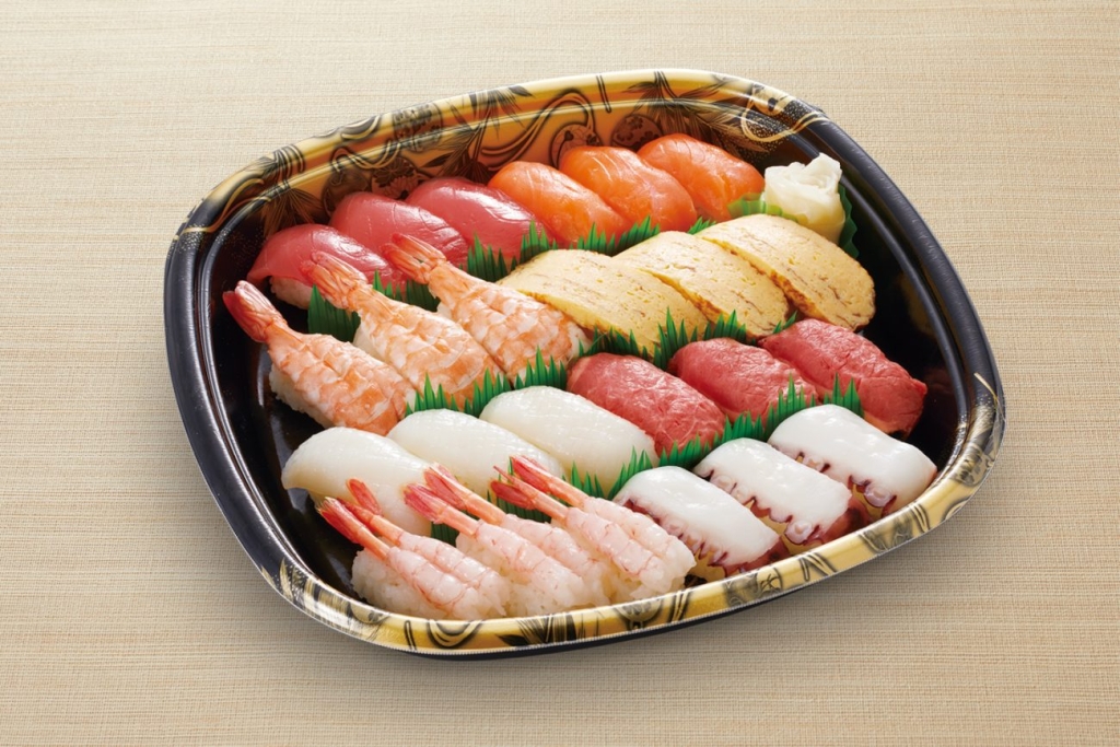 寿司盛り合わせ〈楓〉3人前 キャンペーン価格1,799円(税込1,942円)
