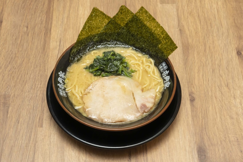 「壱角家」のラーメン