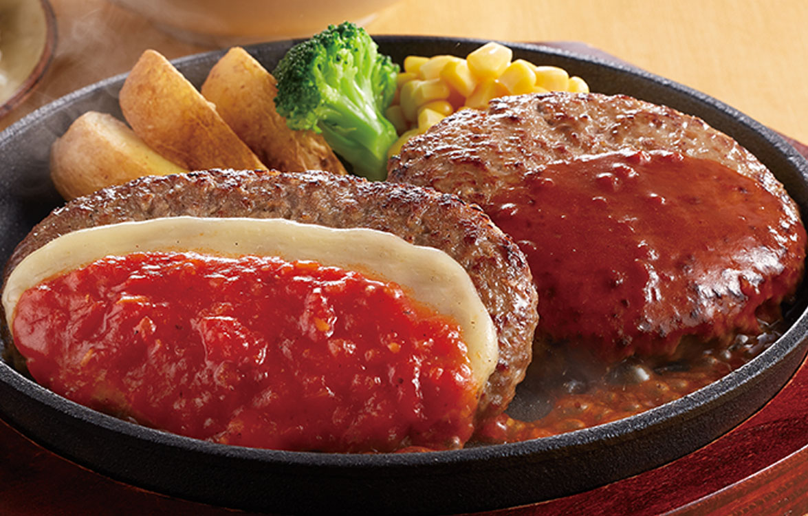 「ふたつの味わいチーズハンバーグセット（ライス・サラダ付）」