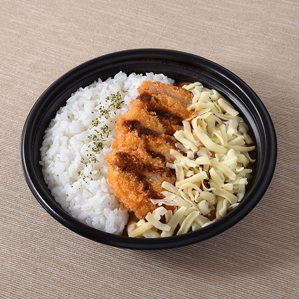 「スパイス香る!ロースかつカレー(チーズのせ)」