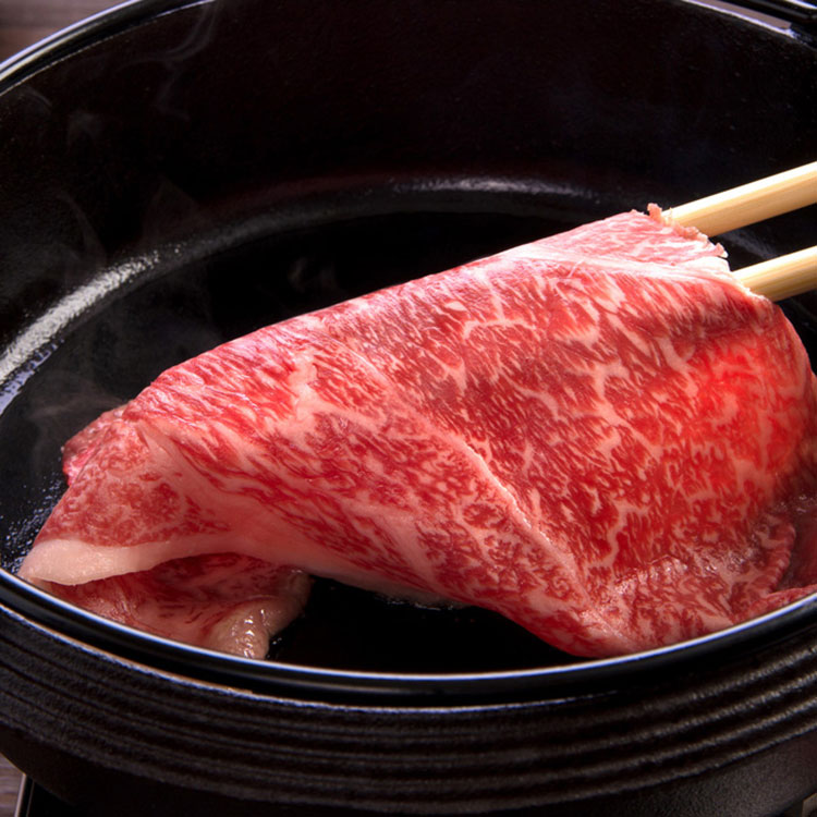 「熊本県産 黒毛和牛 和王モモすき焼き」(ECサイトで販売、以下同様)