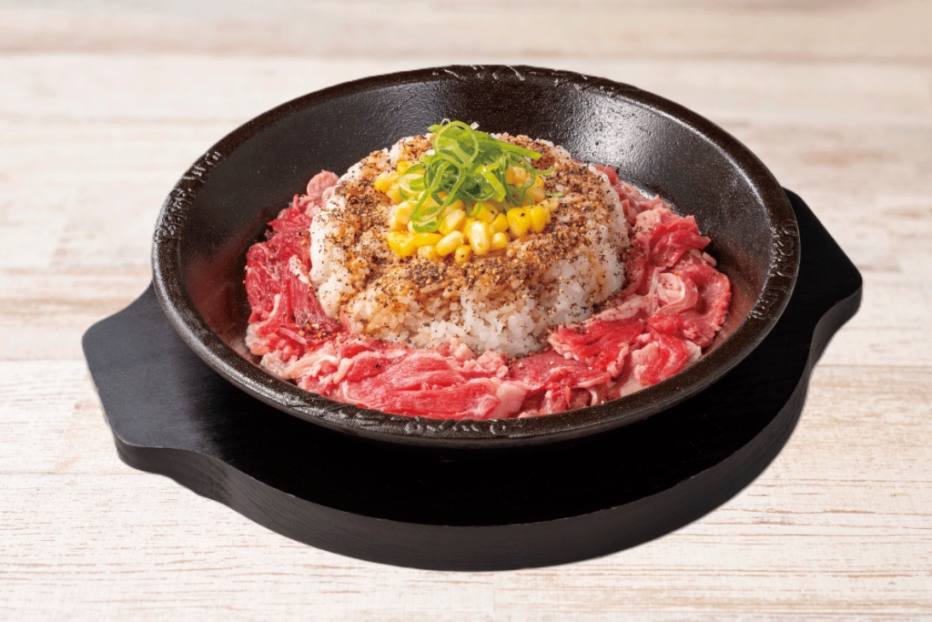 お肉大盛ビーフペッパーライス（ライスM）