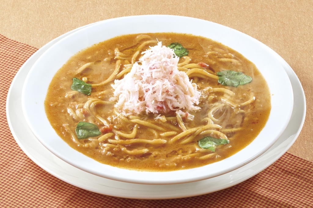 本ずわい蟹の濃厚ビスクスープパスタ