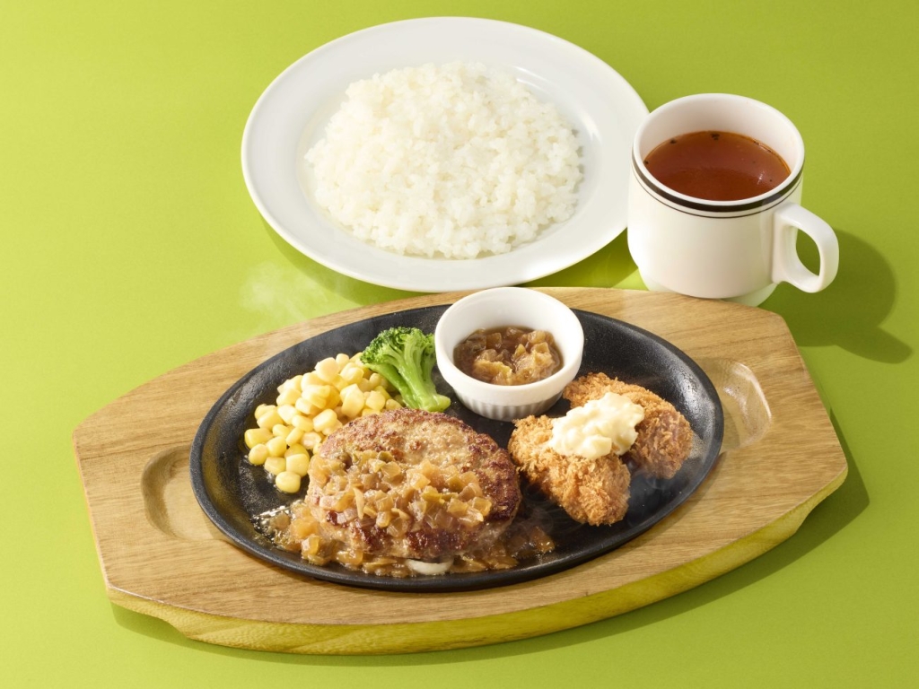 ハンバーグ&牡蠣フライランチ 990円(税込1,089円)