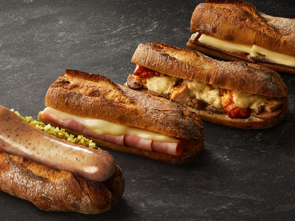 「スターバックス バゲットサンド」4種類