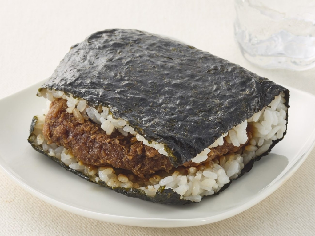 サンドおむすび味噌カツ(大麦入り) 通常