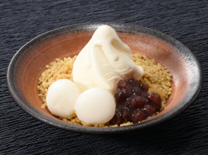 『たっぷり“栗粉”あいす』 680円