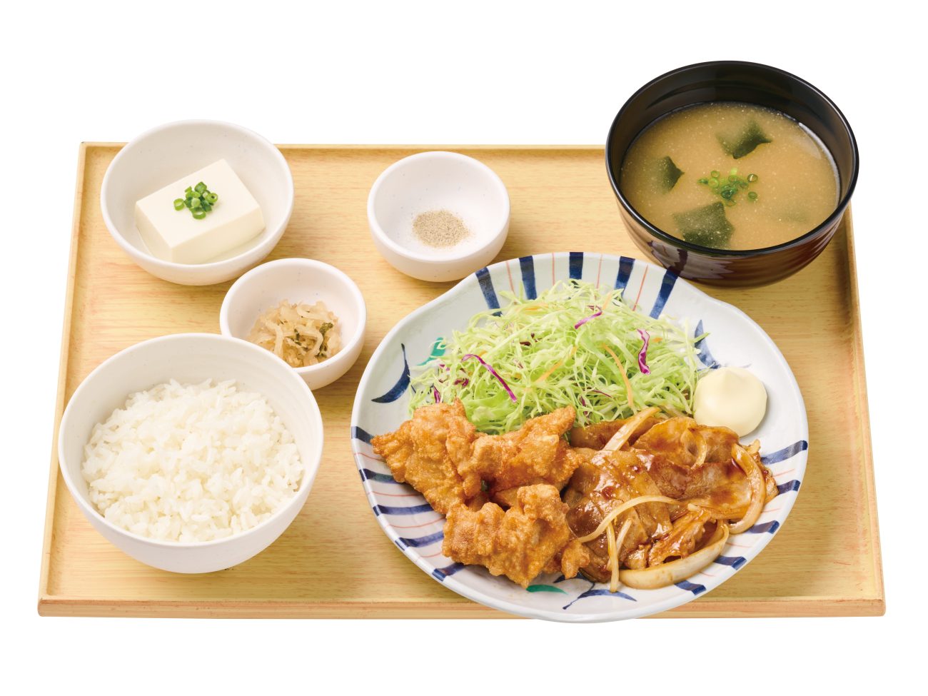 から揚げとしょうが焼の定食　990円