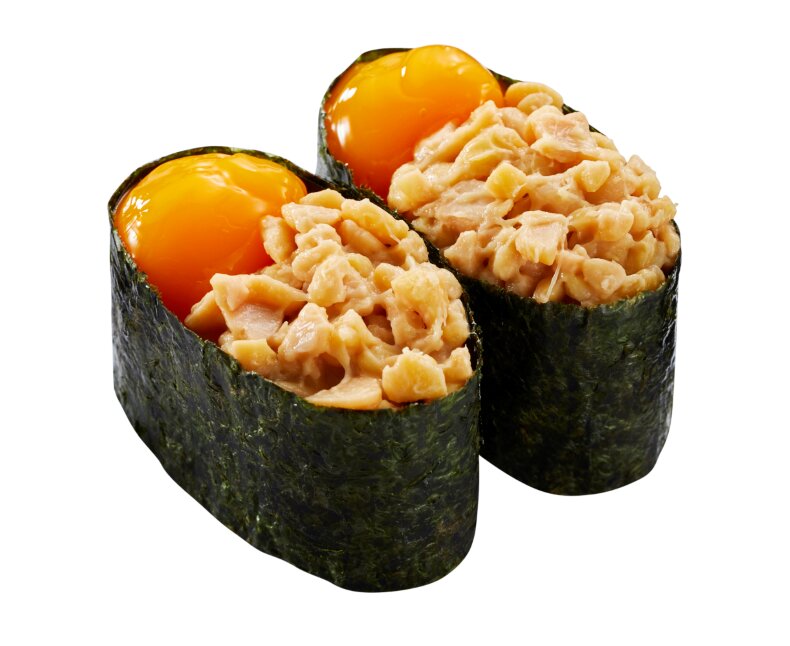『卵黄納豆軍艦』二貫税込150円～