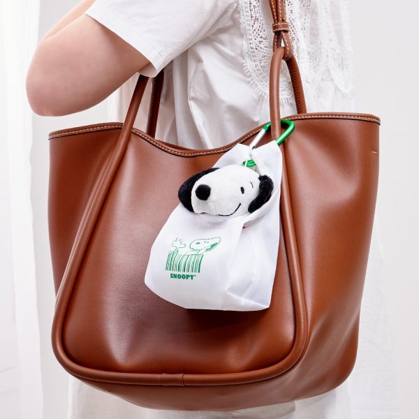 ファミマオンライン限定「SNOOPY おかいものマスコット」