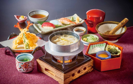 釜炊きうどん寿司和膳