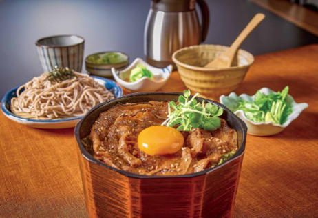 黒豚の炙り肉まぶしと麺