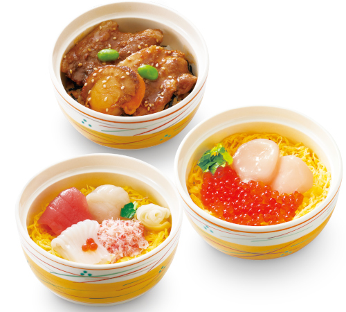 選べるミニ丼　上：ミニ帆立豚丼　右：ミニ帆立いくら丼　左：ミニ北海海鮮ちらし