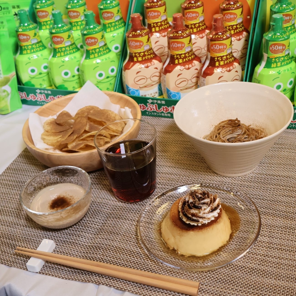 粉末茶を料理やデザートに「かけて食べる」新たな楽しみ方も提案する