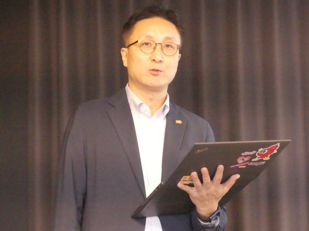 洪社長