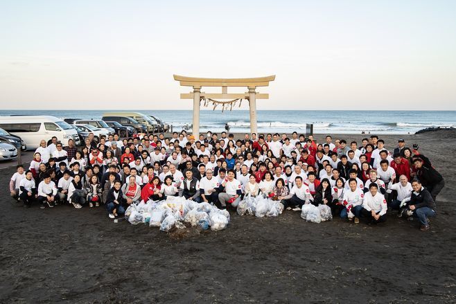 千葉県釣ヶ崎海岸清掃活動には“過去最大”の約250人が参加