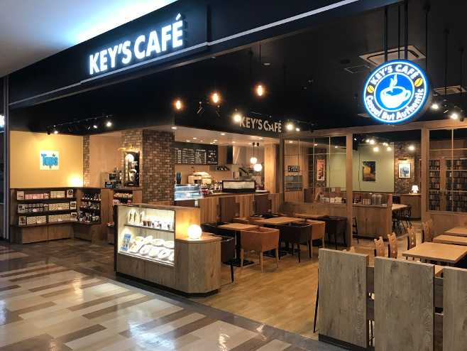 カフェの開業から運営までを支援する新業態の「キーズカフェ」