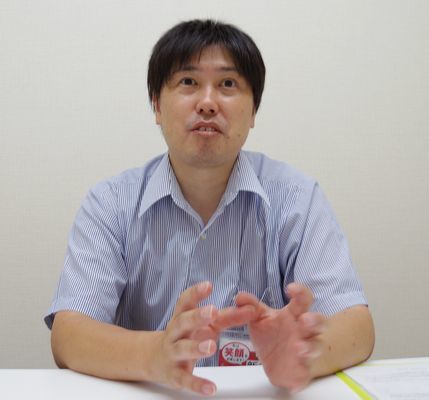 どんたく店舗運営部部長・新谷健一氏