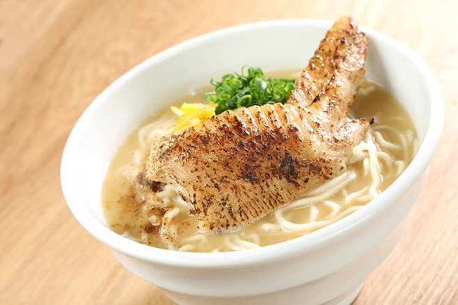 「濃厚鶏白湯ラーメン」