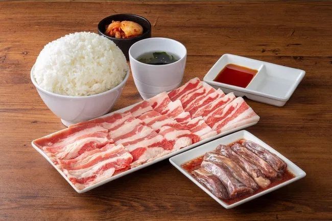 焼肉ライク「メガハラパウンダーセット」