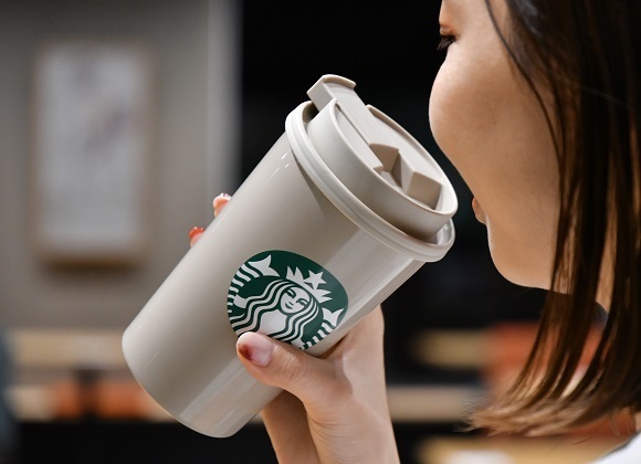 スターバックス「ステンレスTOGOカップタンブラーベージュ 355ml」