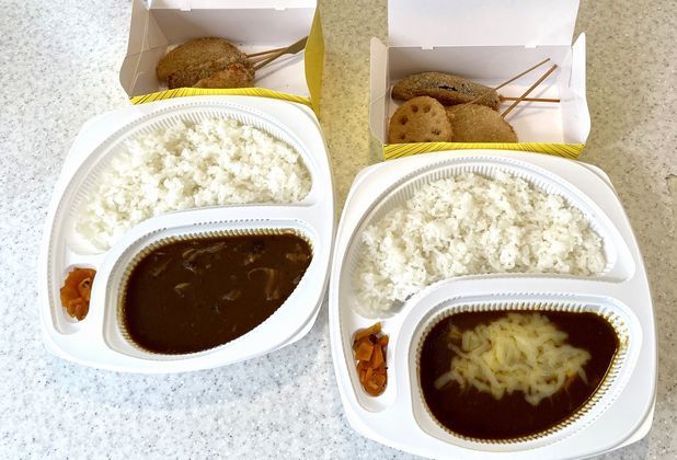 串カツ田中の串カツカレー「牛すじカレー」「チーズカレー」