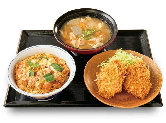 かつや「王道とん汁定食」