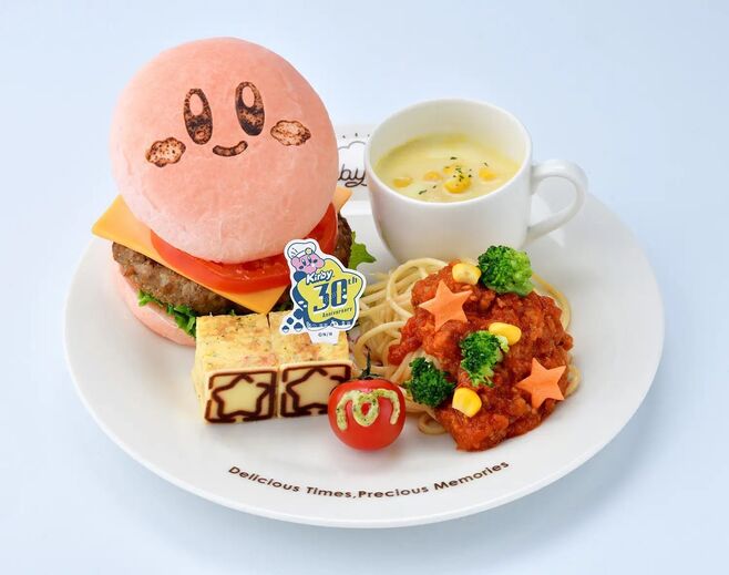 「カービィバーガー&ミートパスタ 温野菜のせ(30周年おめでとうバージョン)」通常フェイスイメージ