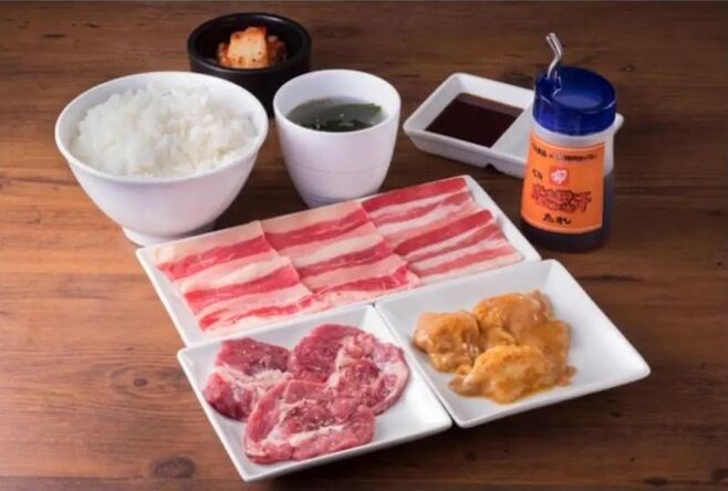 焼肉ライク「スプリングラム＆牛カルビ＆豚カルビ＆牛ホルモンセット」