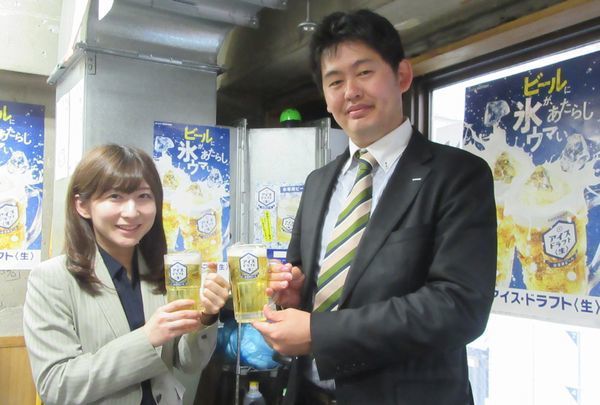 ビール商品開発研究部 新村杏奈氏、プレミアム戦略部 福本匡志課長