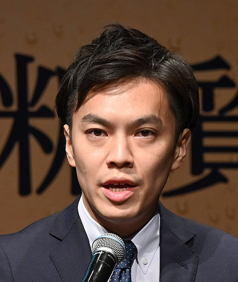 center,center,contain キリンビール 小西氏