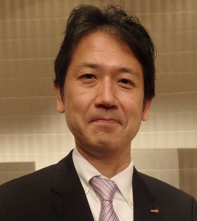 明治 菓子営業本部菓子企画部長 新井健太氏